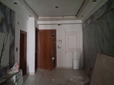 Living Room Image of 1250 Sq.ft 2.5 BHK Apartment / Flat for sale in Sector 73 Noida for Rs. 4500000
