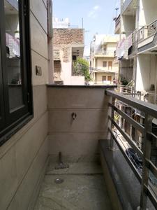 Bedroom Three Image of 1500 Sq.ft 3 BHK Builder Floor for sale in Shalimar Bagh New Delhi for Rs. 13500000