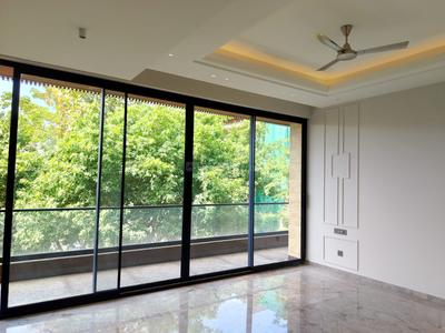 Living Room Image of 4500 Sq.ft 4 BHK Builder Floor for sale in Kailash Colony New Delhi for Rs. 128000000