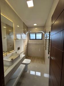 Bathroom Image of 1200 Sq.ft 2 BHK Apartment / Flat for sale in Chanakyapuri Ahmedabad for Rs. 6500000
