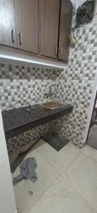 Kitchen Image of 300 Sq.ft 1 RK Apartment / Flat for rent in Engineers Estate, Patparganj New Delhi for Rs. 14500