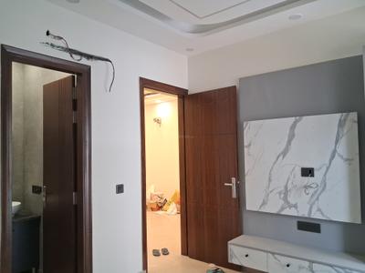 Bedroom Image of 1350 Sq.ft 3 BHK Builder Floor for sale in Paschim Vihar New Delhi for Rs. 29000000