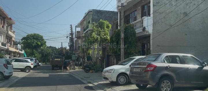 Sector 68 Plot View 1