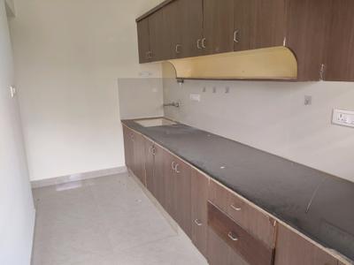 Kitchen Image of 1000 Sq.ft 2 BHK Apartment / Flat for rent in Halasuru Bengaluru for Rs. 40000