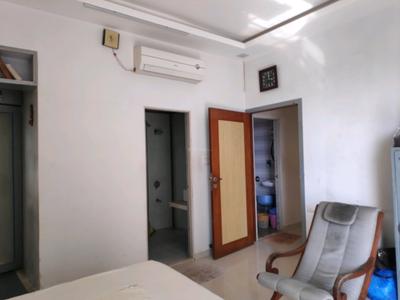 Bedroom Image of 2750 Sq.ft 3 BHK Builder Floor for sale in Spark Desai Residency, Kalbadevi Mumbai for Rs. 80000000