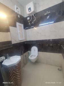 Bathroom Image of 250 Sq.ft 1 RK Independent House for rent in Sector 34 Noida for Rs. 15000