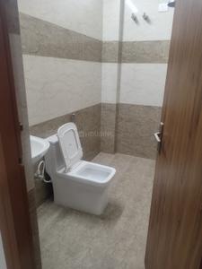 Bathroom Image of 1000 Sq.ft 1 BHK Builder Floor for rent in Eldeco II Lucknow for Rs. 12000