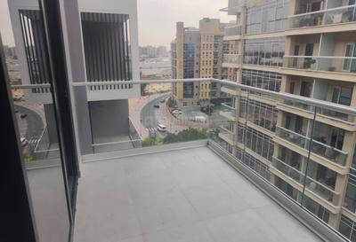 Balcony Image of 791 Sq.ft 1 BHK Apartment / Flat for sale in Dubai Silicon Oasis Dubai for Rs. 27300000