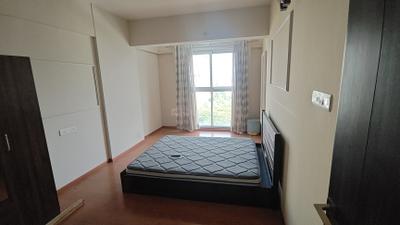 Bedroom Image of 1800 Sq.ft 3 BHK Apartment / Flat for rent in Shivaji Nagar Pune for Rs. 100000