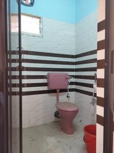 Bathroom Image of 900 Sq.ft 2 BHK Apartment / Flat for sale in Lake Town Kolkata for Rs. 6000000