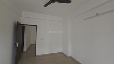 Bedroom Image of 1695 Sq.ft 3.5 BHK Apartment / Flat for sale in Gulshan Ikebana, Sector 143 Noida for Rs. 24000000