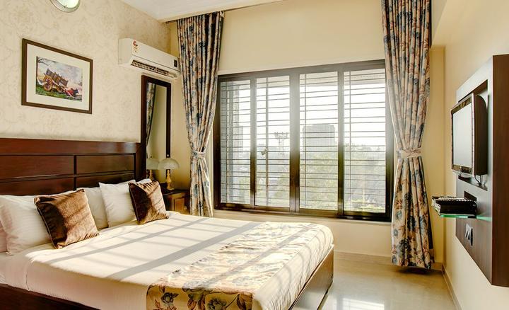 GEETA APARTMENTS Main Image 1