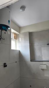 Bathroom Image of 750 Sq.ft 1 BHK Apartment / Flat for rent in C V Raman Nagar Bengaluru for Rs. 28000