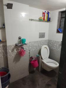 Bathroom Image of 300 Sq.ft 1 RK Apartment / Flat for sale in Airoli Navi Mumbai for Rs. 550000