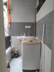 Living Room Image of 600 Sq.ft 2 BHK Builder Floor for sale in Mayur Vihar Phase 1 New Delhi for Rs. 5200000
