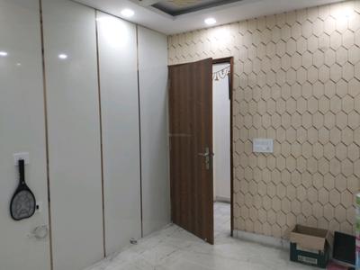 Bedroom Image of 1000 Sq.ft 3 BHK Builder Floor for sale in Ramesh Nagar New Delhi for Rs. 17000000