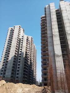 Image of 745 Sq.ft 3 BHK Apartment / Flat for sale in Diplomats Golf Link, Sector 110, Gurgaon for Rs. 7900000
