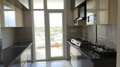 Kitchen Image of 1400 Sq.ft 2 BHK Apartment / Flat for rent in Mantri Manyata Lithos, Thanisandra Bengaluru for Rs. 55000