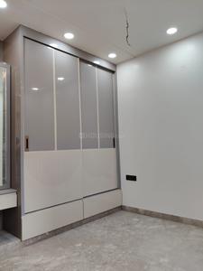 Bedroom Image of 1150 Sq.ft 3 BHK Apartment / Flat for sale in Sector 9 Rohini New Delhi for Rs. 21500000