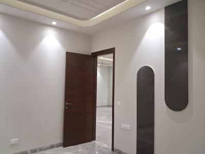 Bedroom Image of 1800 Sq.ft 3 BHK Builder Floor for sale in Paschim Vihar New Delhi for Rs. 36000000