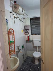 Bathroom Image of 900 Sq.ft 2 BHK Apartment / Flat for rent in Oxford Elegance, Wanowrie Pune for Rs. 23000