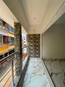 Balcony Image of 633 Sq.ft 2 BHK Apartment / Flat for sale in Chinar Park Kolkata for Rs. 3000000