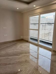 Bedroom Image of 2700 Sq.ft 3 BHK Builder Floor for sale in Sarvodaya Enclave New Delhi for Rs. 90000000