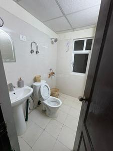 Bathroom Image of 650 Sq.ft 1 BHK Apartment / Flat for rent in VVIP Nest, Raj Nagar Extension Ghaziabad for Rs. 20000