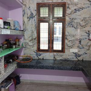 Kitchen Image of 5600 Sq.ft 8 BHK Independent House for sale in Tarna Varanasi for Rs. 32000000