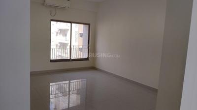 Bedroom Image of 3500 Sq.ft 4 BHK Apartment / Flat for rent in Adani Water Lily, Shantigram Ahmedabad for Rs. 70000