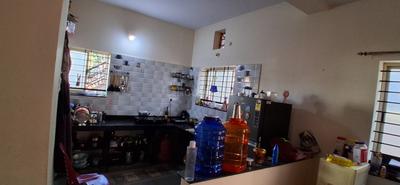 Kitchen Image of 1200 Sq.ft 2 BHK Independent House for rent in Venkteshwar Nagar Hubli for Rs. 12000