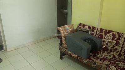 Living Room Image of 600 Sq.ft 1 BHK Apartment / Flat for rent in Kothrud Pune for Rs. 16000