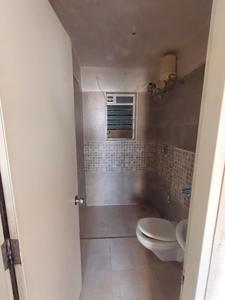 Bathroom Image of 1000 Sq.ft 2 BHK Apartment / Flat for sale in Amanora Trendy Homes, Hadapsar Pune for Rs. 9000000