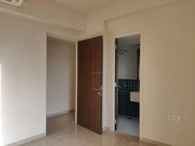 Bedroom Image of 2200 Sq.ft 4 BHK Apartment / Flat for sale in Lodha Sterling, Thane West Thane for Rs. 40000000