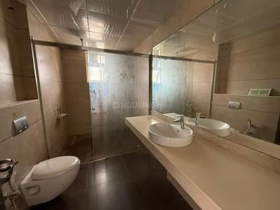 Bathroom Image of 2858 Sq.ft 3 BHK Apartment / Flat for sale in Panampilly Nagar Kochi for Rs. 25000000