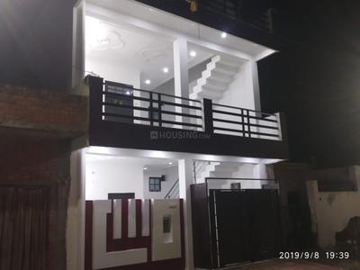 Hall Image of 850 Sq.ft 1 BHK Independent House for rent in Vrindavan Yojana Lucknow for Rs. 9000