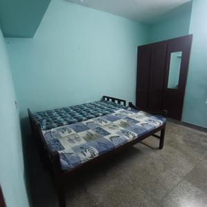 Bedroom Image of 1100 Sq.ft 2 BHK Independent House for rent in Kumarapuram Thiruvananthapuram for Rs. 15000