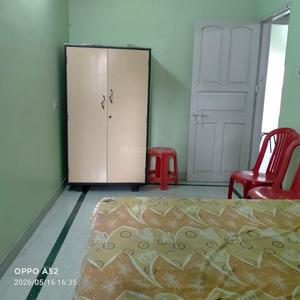 Bedroom Image of 681 Sq.ft 2 BHK Independent House for rent in Patuli Kolkata for Rs. 20000