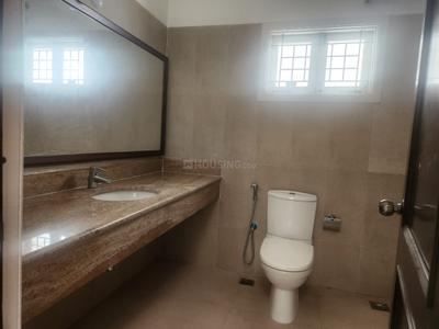 Bathroom Image of 3040 Sq.ft 3 BHK Villa for sale in Adarsh Serenity, Kannamangala - Whitefield Hoskote Road Bengaluru for Rs. 60000000