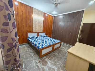 Bedroom Image of Luxury pg in Sector 39, Gurgaon