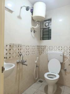Common Bathroom Image of 1200 Sq.ft 2 BHK Apartment / Flat for rent in Mathikere Bengaluru for Rs. 26000