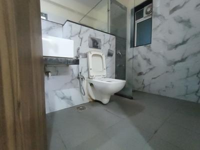 Bathroom Image of 1750 Sq.ft 3 BHK Apartment / Flat for rent in Lokhandwala Octacrest, Kandivali East Mumbai for Rs. 82000