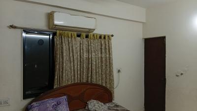 Bedroom Image of 1300 Sq.ft 3 BHK Apartment / Flat for rent in Hansol Ahmedabad for Rs. 25000