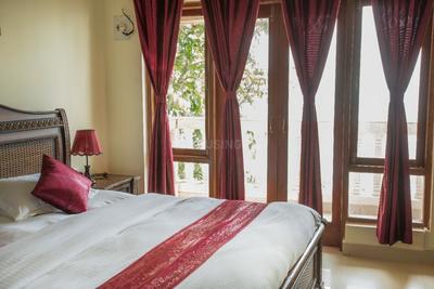 Bedroom Image of 1800 Sq.ft 3 BHK Apartment / Flat for rent in Panjim Goa for Rs. 125000