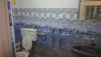 Bathroom Image of 700 Sq.ft 2 BHK Independent House for rent in Asif Nagar North Hyderabad for Rs. 13500