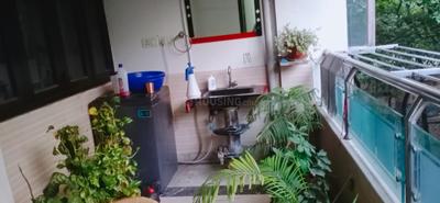 Balcony Image of 910 Sq.ft 2 BHK Apartment / Flat for rent in Patparganj New Delhi for Rs. 40000