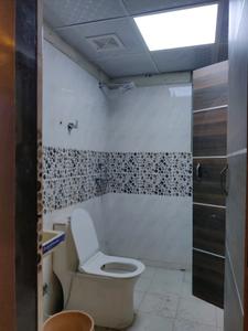 Common Bathroom Image of 1405 Sq.ft 3 BHK Apartment / Flat for sale in Proview Officer City, Raj Nagar Extension Ghaziabad for Rs. 9500000