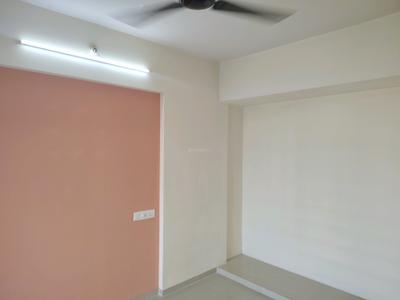 Bedroom Image of 630 Sq.ft 2 BHK Apartment / Flat for rent in Vijay Park, Kasarvadavali Thane for Rs. 18000