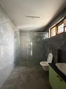 Bathroom Image of 5000 Sq.ft 5 BHK Independent House for rent in HSR Layout Bengaluru for Rs. 250000
