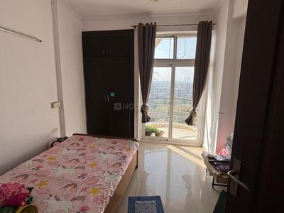 Bedroom Image of 1055 Sq.ft 2.5 BHK Apartment / Flat for sale in Amrapali Silicon City, Sector 76 Noida for Rs. 10200000